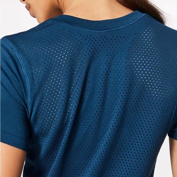 Lululemon Breeze By Short Sleeve Night Tide Blue Top No Size - Picture 4 of 12